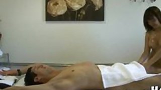 Thai masseuse gives blowjob for cash