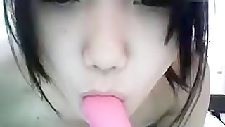 Akimitalkalot plays with sex toy