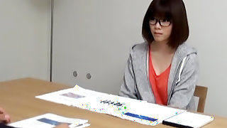 AMATEUR ASIAN TEEN IN GLASSES IS BANGED HARD